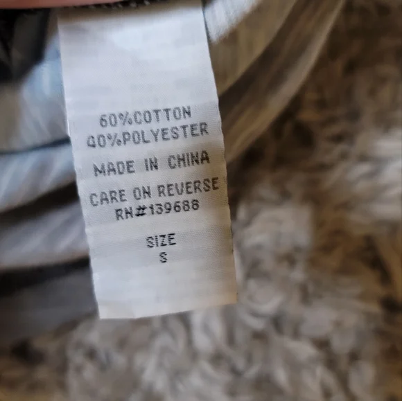 NWT Univibe Men's Sleeveless Hoodie Shirt  90's look - Picture 8 of 9